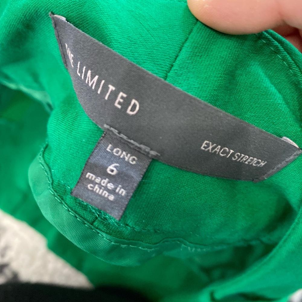 The Limited Green Chinos for a Stylish Look - Picture 2 of 3